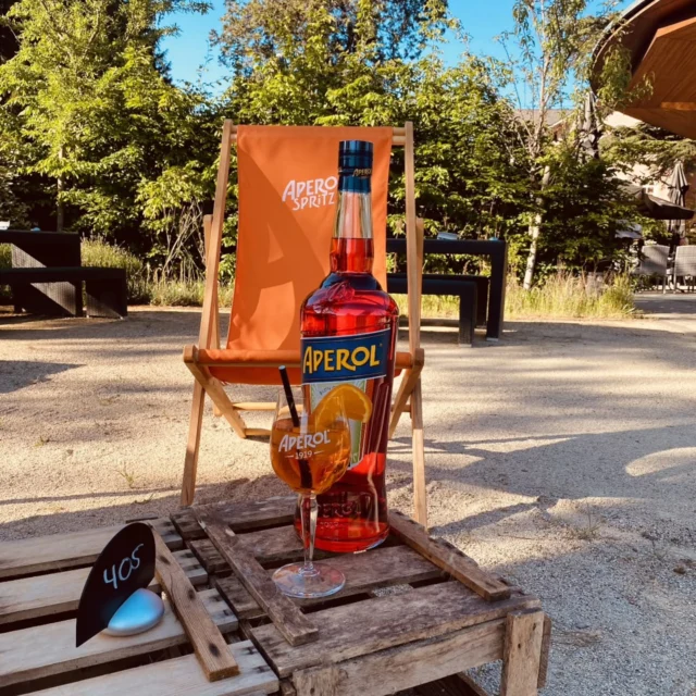 Auf einen kleinen Aperol Spritz in die - Lounge im Weinkontor Edenkoben

_______________________
Lounge im Weinkontor
Weinstraße 131, 67480 Edenkoben
www. wklounge.de
Telefon: 06323-9898456
E-Mail: info@wklounge.de

#edenkoben#pfalz #pfalzliebe#goodlife#foodporn #food ##weinfeste #neustadtanderweinstrasse #landauinderpfalz #landau #maikammer #pfalzliebe 
#rheinlandpfalz #wein #Longdrinks# Aperolspritz #pfälzerwald #loungeimweinkontor#weinliebhaber#weinliebe # Aperol #landauinderpfalz#zumwohldiepfalz#genuss #genussmomente #Cocktail

Mehr dazu unter Facebook Lounge im Weinkontor
(Werbung)